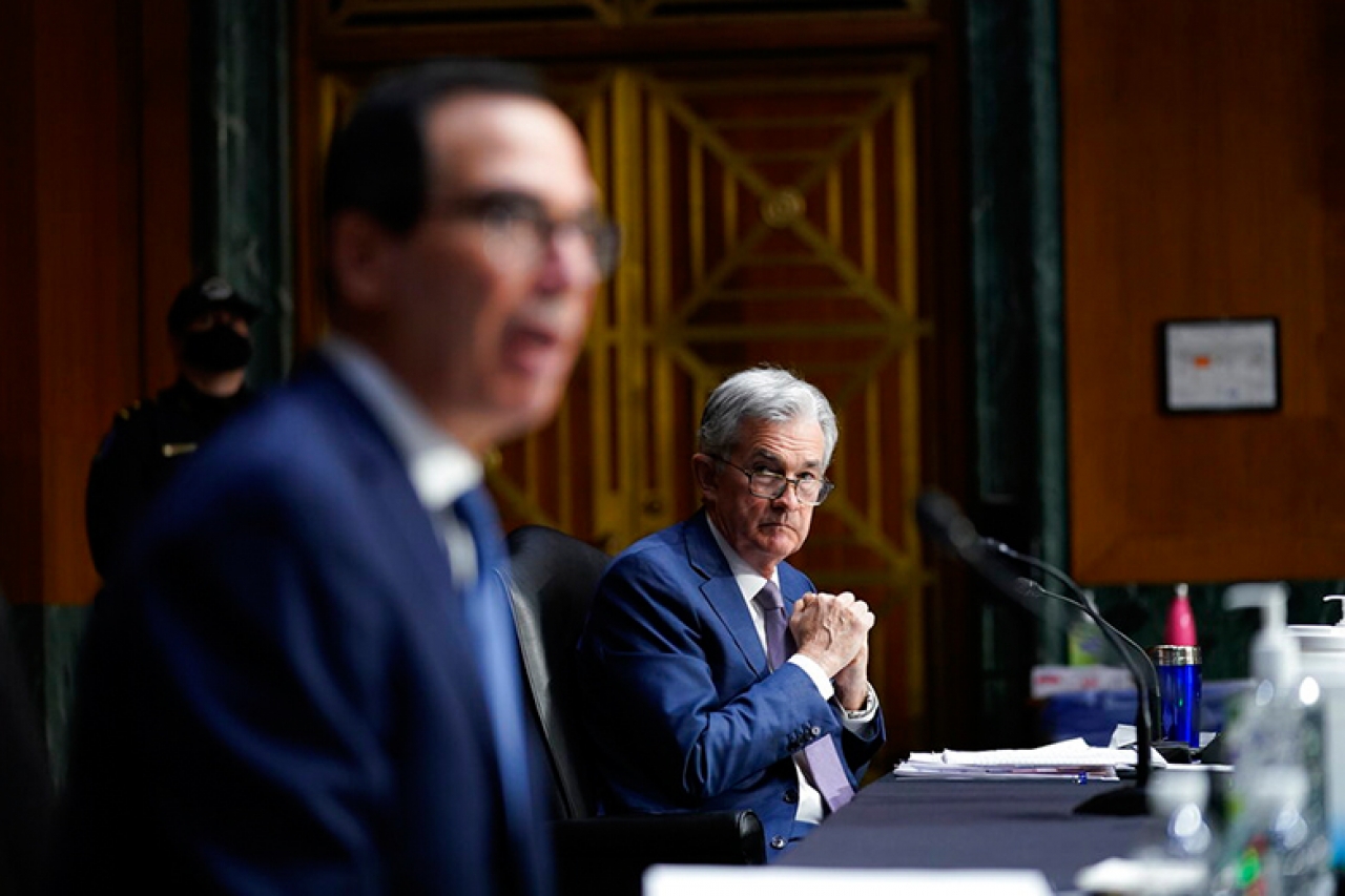 Mnuchin defiende anulación de préstamos emergencia de la Fed