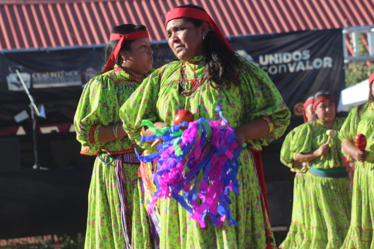 Honran lenguas indígenas de Chihuahua