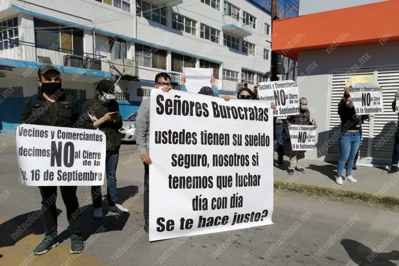 Piden manifestantes parar obras de segunda ruta troncal