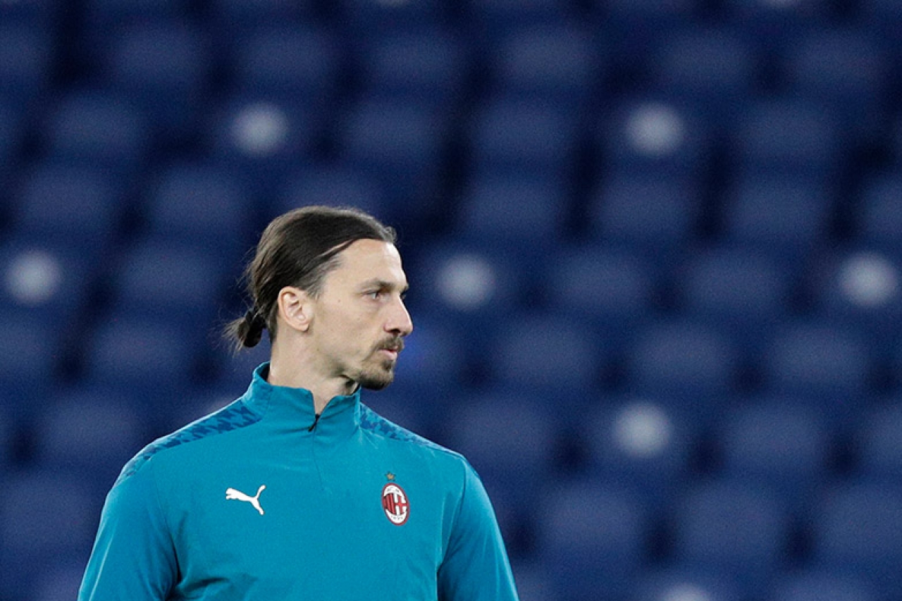 Ibrahimović queda fuera de Euro por lesión