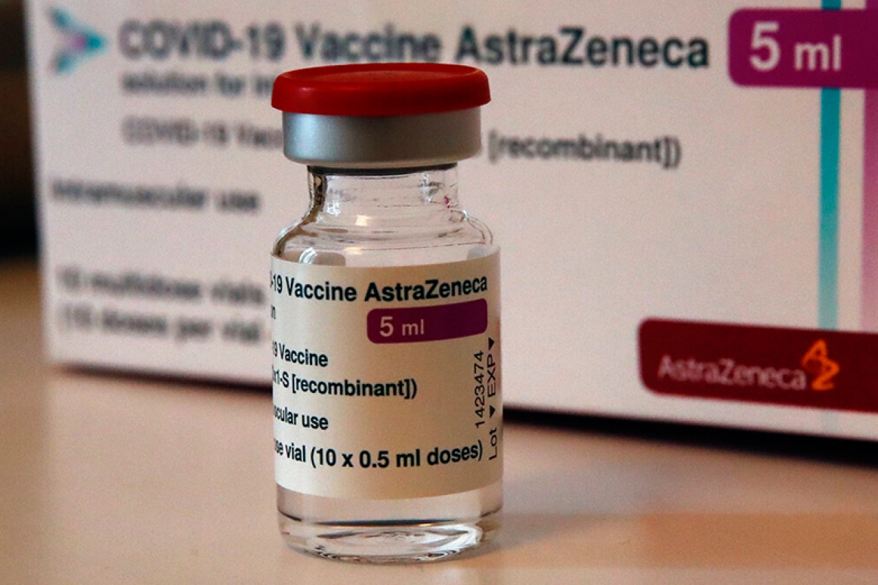 Llega sustancia para envasar 5.7 millones de vacunas AstraZeneca