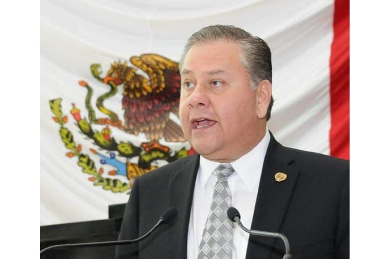 Deja Daniel Murguía al PRI, va por diputación federal con Morena