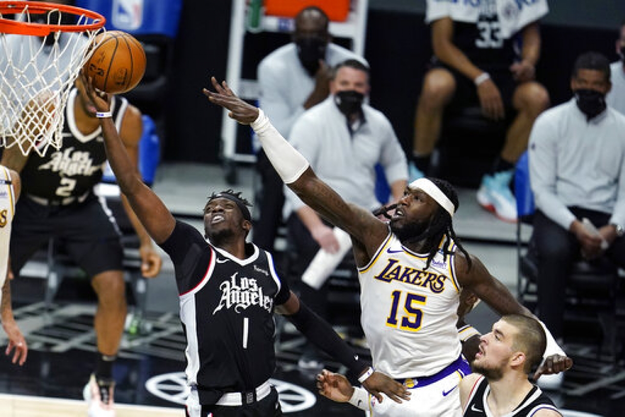 Clippers se impuso a los Lakers en el clásico de L.A.