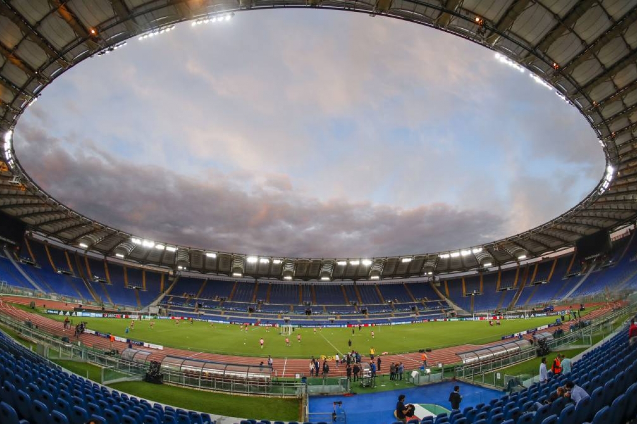 Italia tendrá publico en los estadios después de 1 año