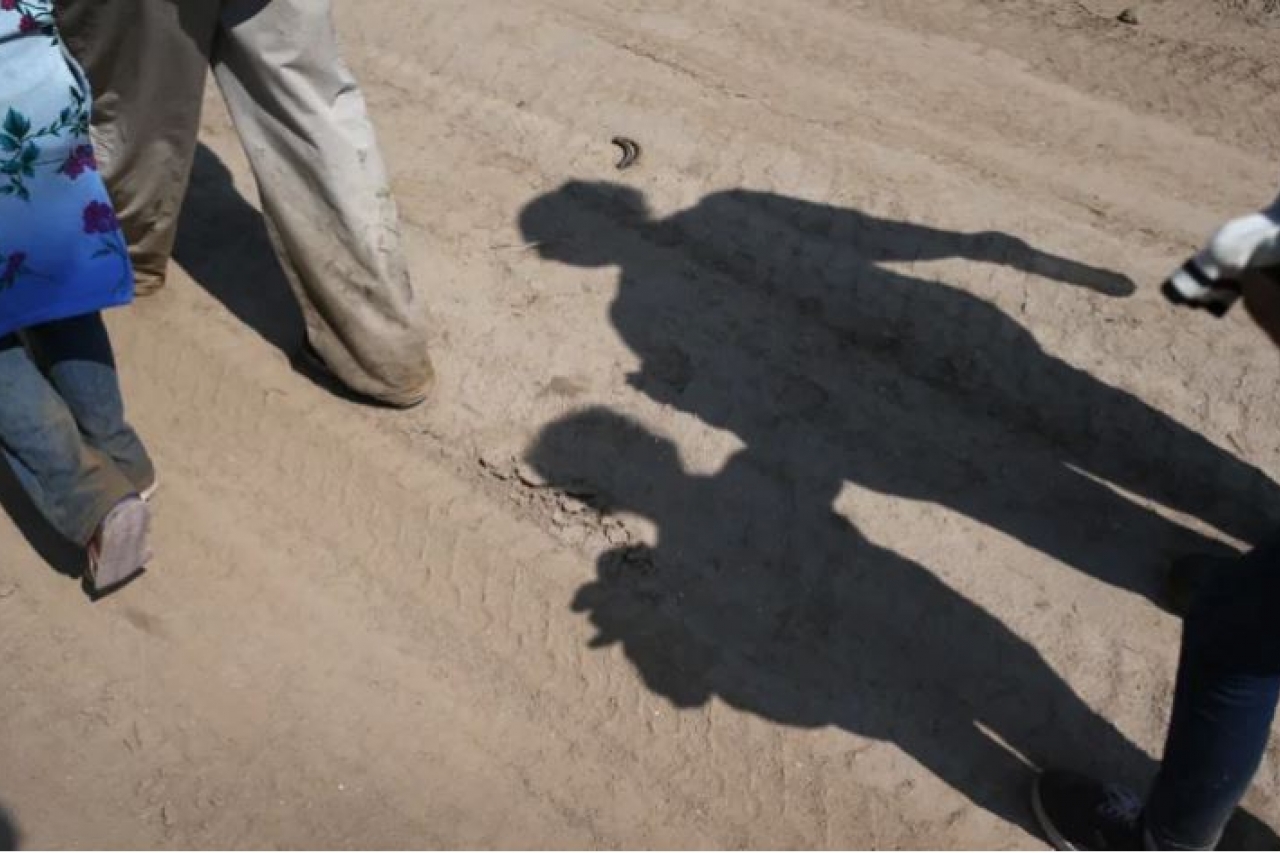 Encuentran a otro niño migrante abandonado en NM