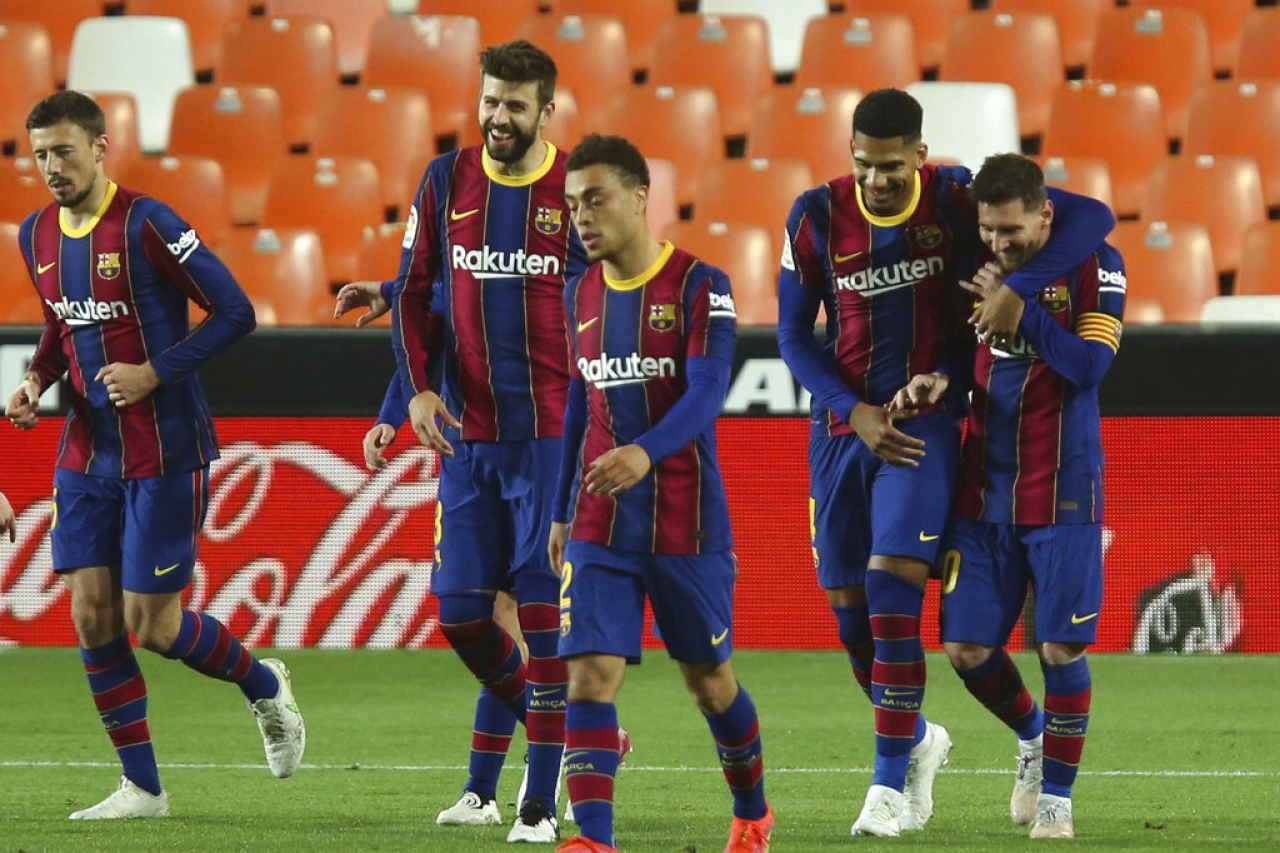 Liga Española investigará reunión en la casa de Messi