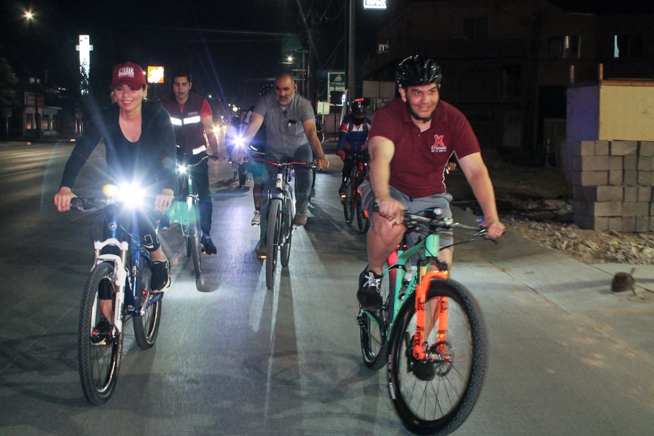 ‘A tirar el bofe’; recorre Pérez Cuéllar la ciudad en bici