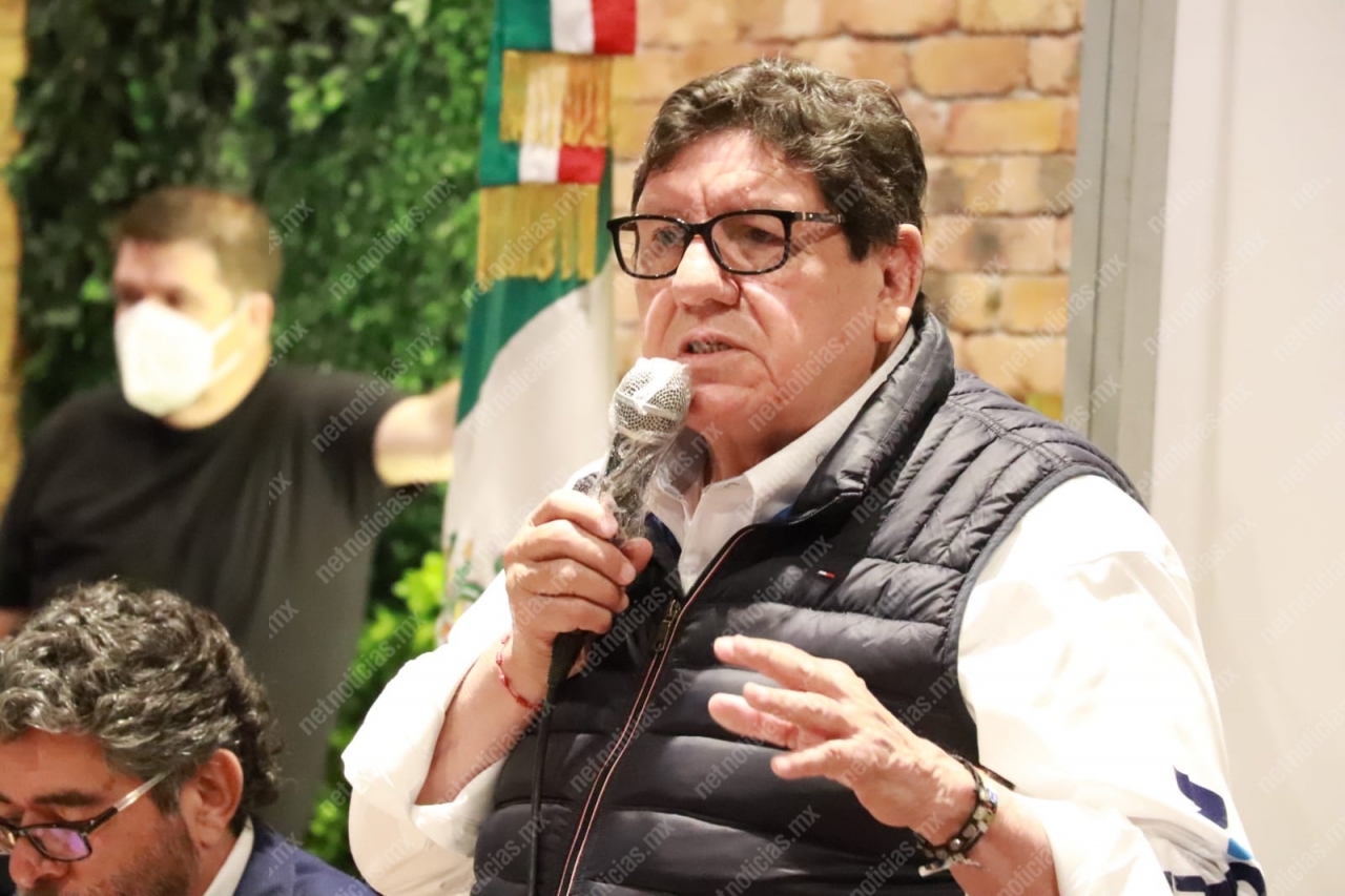 Firma Mocken compromisos con Líderes Comprometidos por Juárez