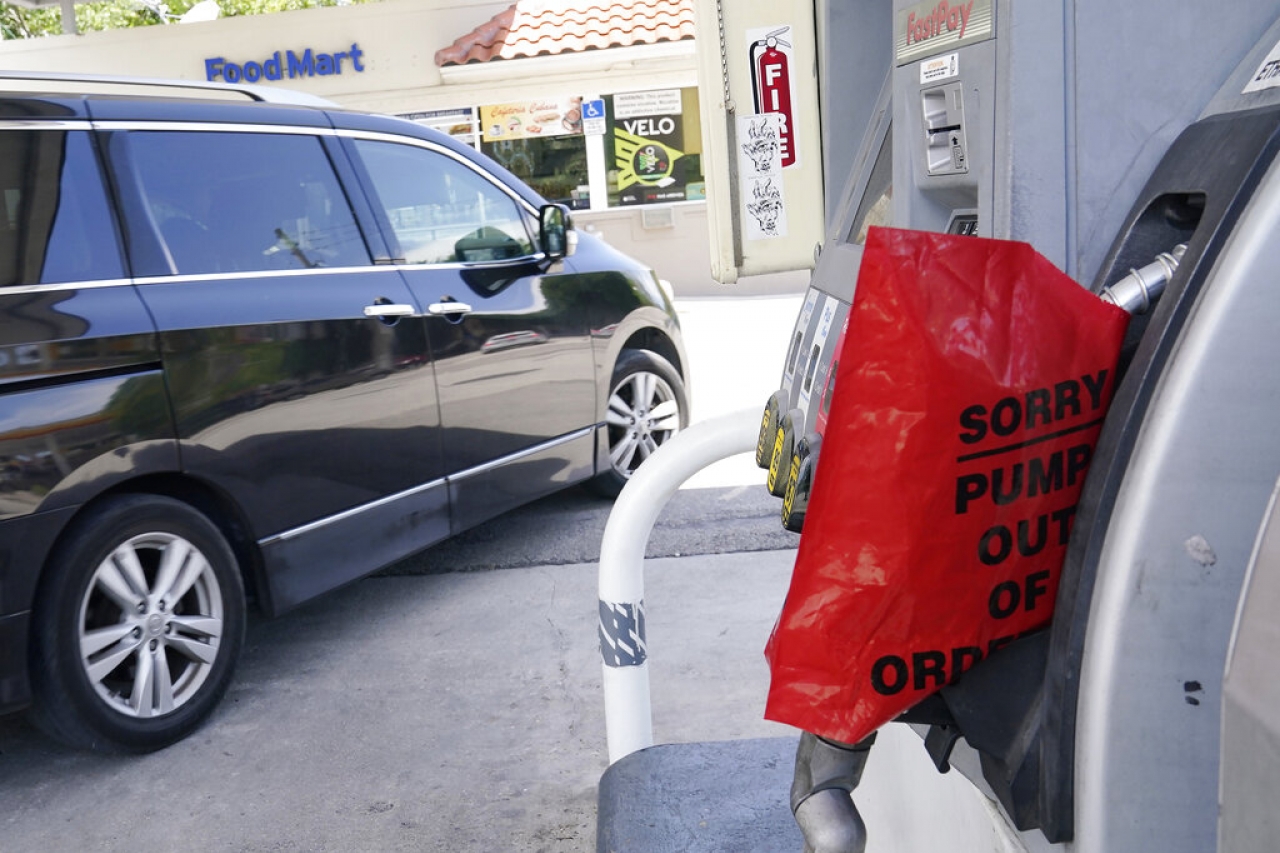 EU no subirá impuesto a la gasolina: Casa Blanca