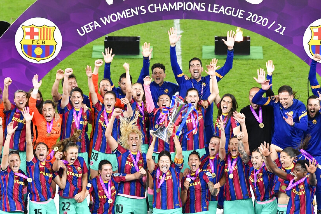El Barca golea a Chelsea, se alza con la Champions femenina