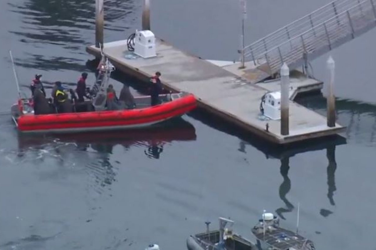 Video: Rescatan 23 migrantes de bote en costa de California