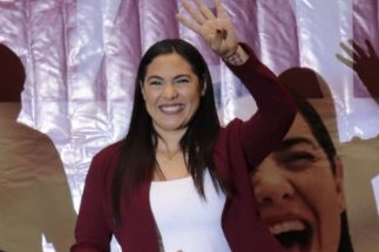 Colima podría ser gobernado por una mujer: PREP