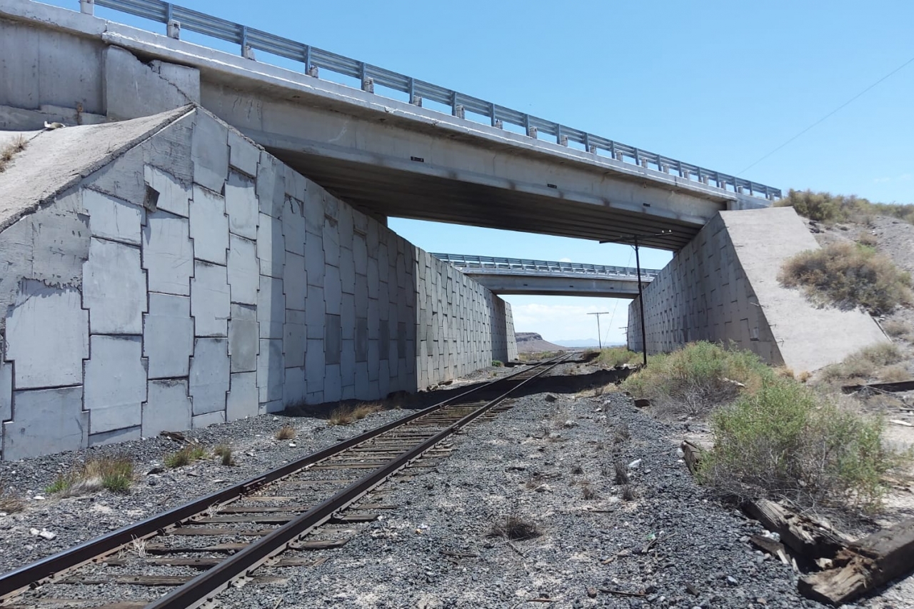 Reconstruirán puentes de la carretera Ahumada-Juárez