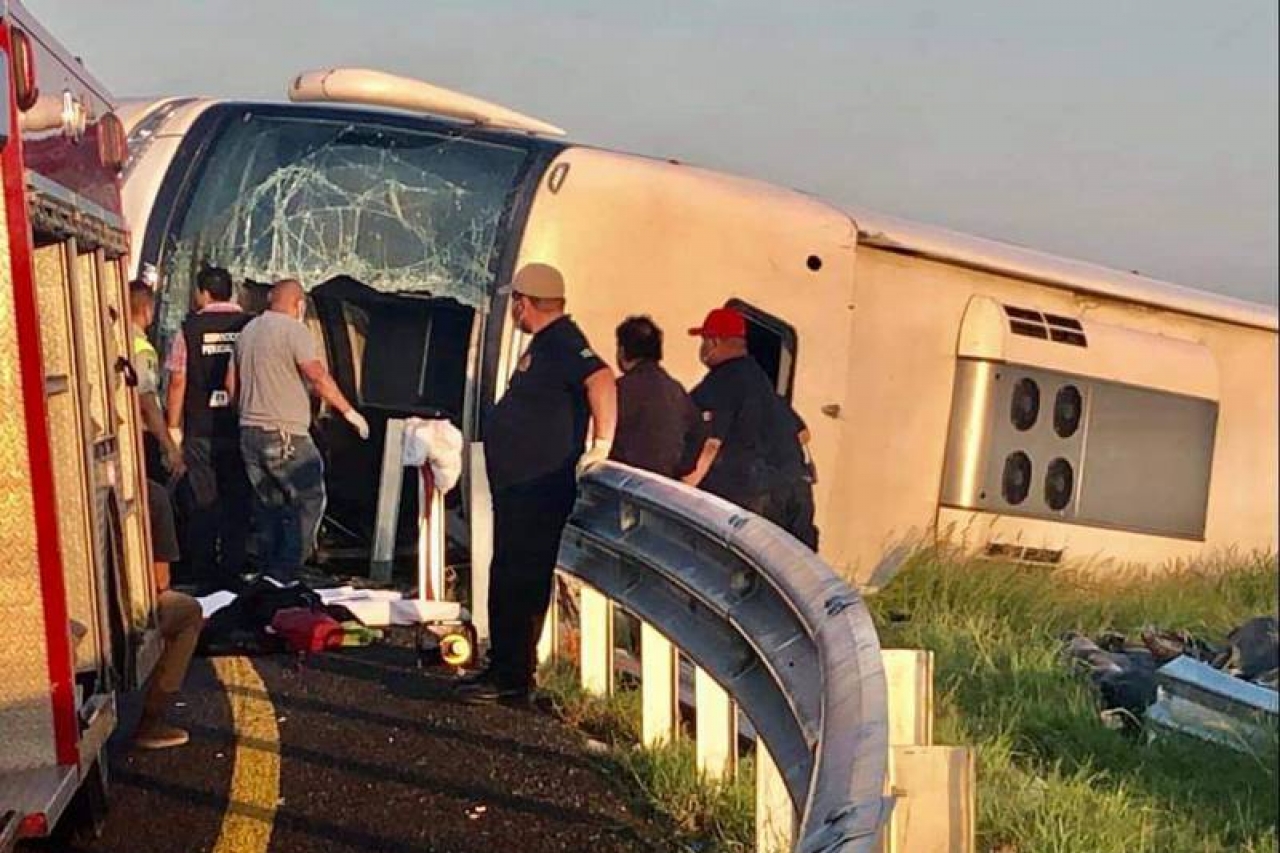 Vuelca autobús en Reynosa; hay 12 muertos
