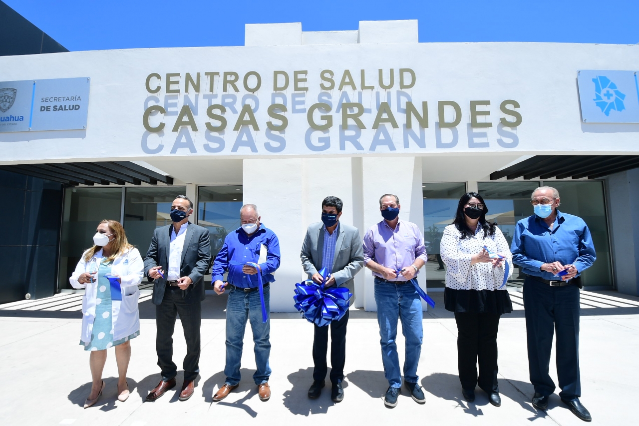 Inaugura Corral Centro de Salud en Casas Grandes