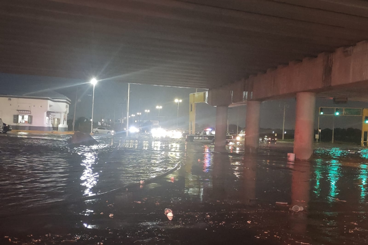 Cierran viaducto Díaz Ordaz y paso a desnivel de la Insurgentes