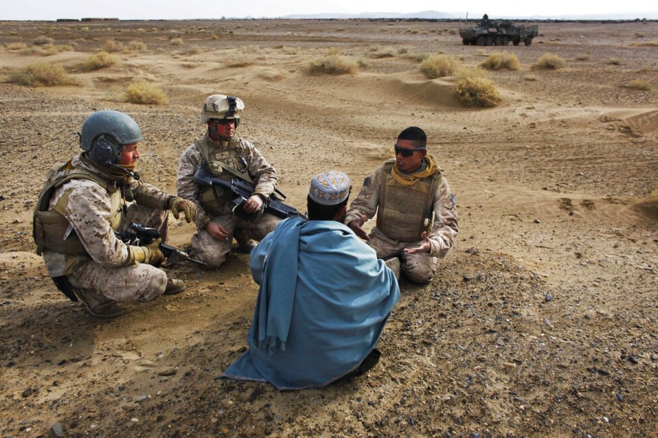 Evacuan a EU afganos que ayudaron a estadunidenses