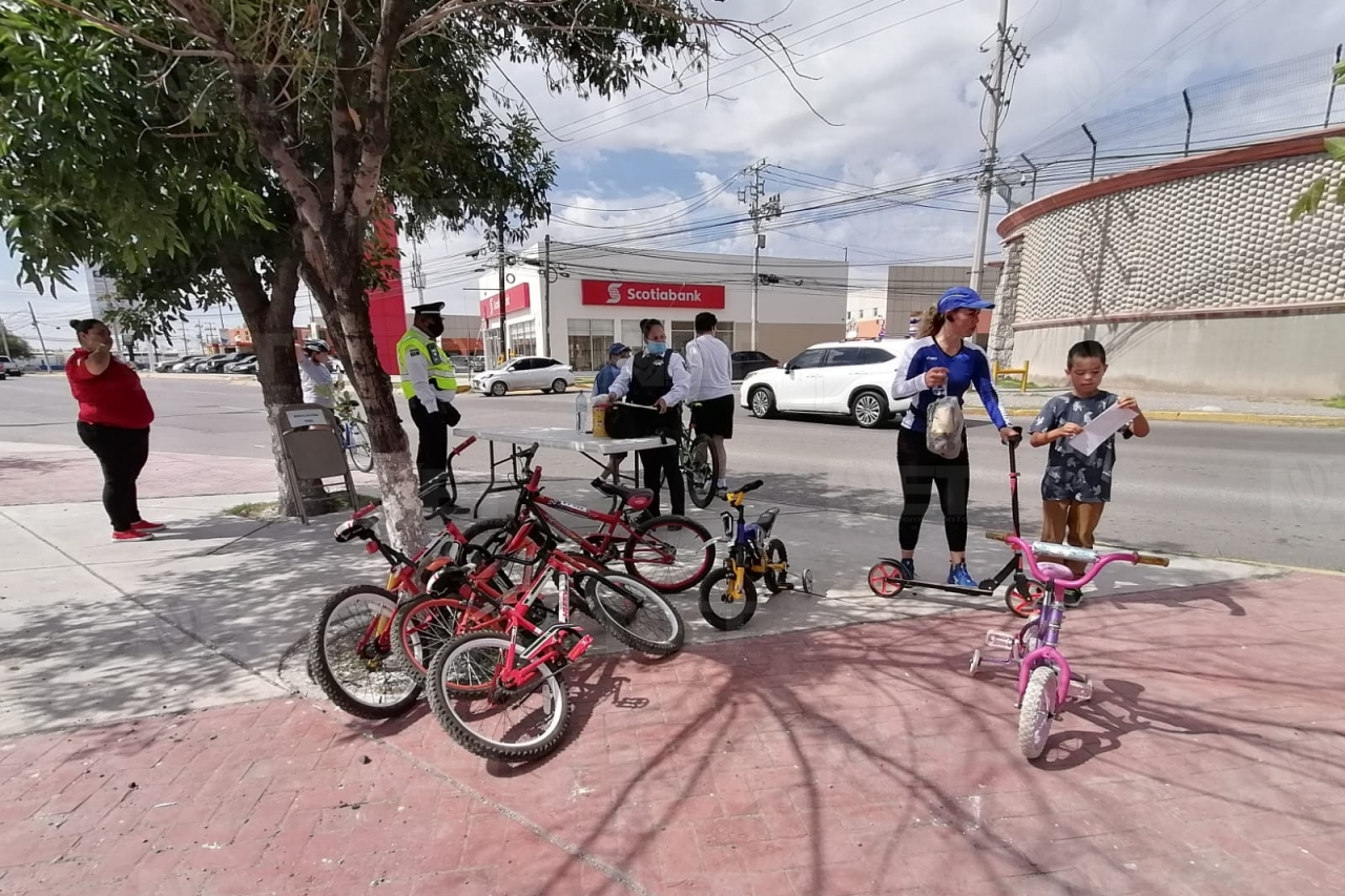 Galería: Participan juarenses en última ciclovía dominical