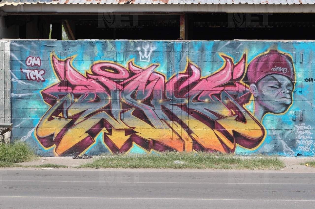 Desaparece mural de Kiss en avenida De la Raza
