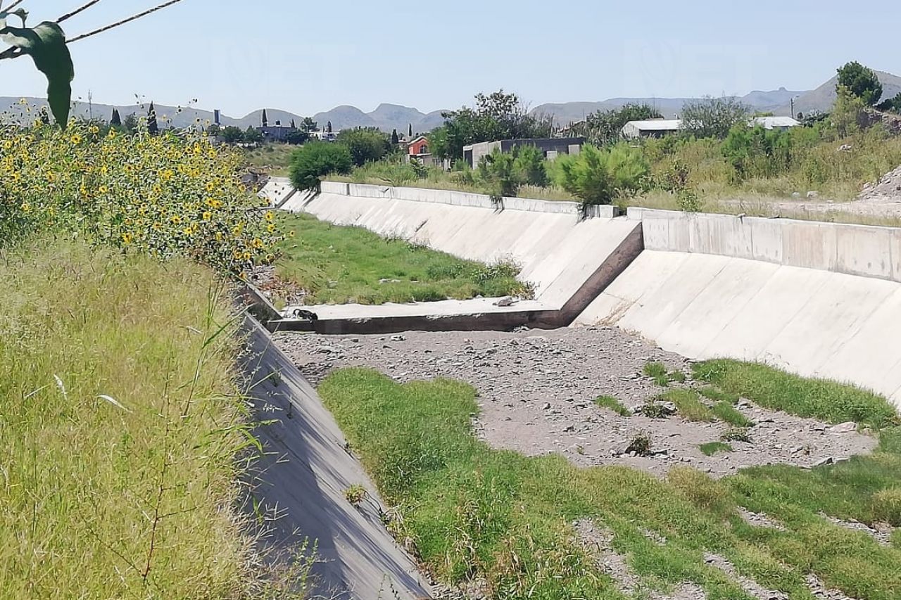 Matan a pareja y los tiran en arroyo 'El Mimbre'