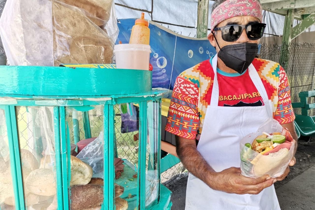 El señor de los lonches, una tradición en la Insurgentes