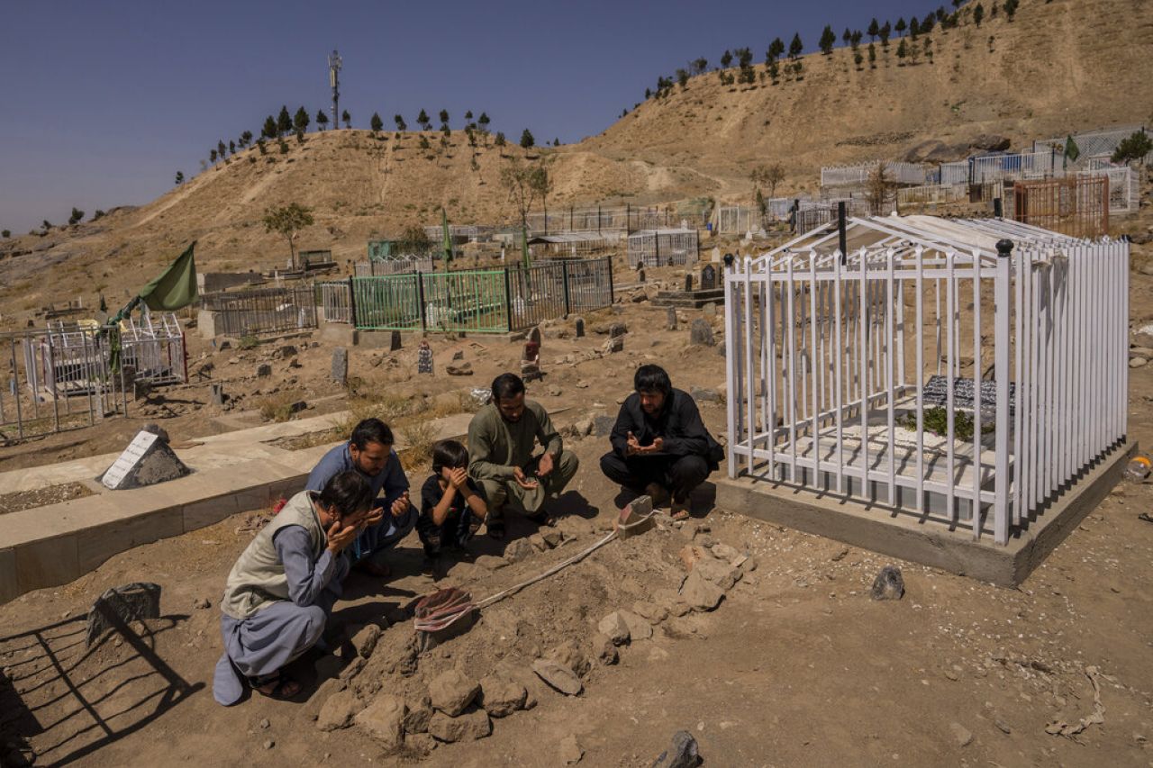 Pedir perdón no es suficiente, dicen sobrevivientes de Afganistán