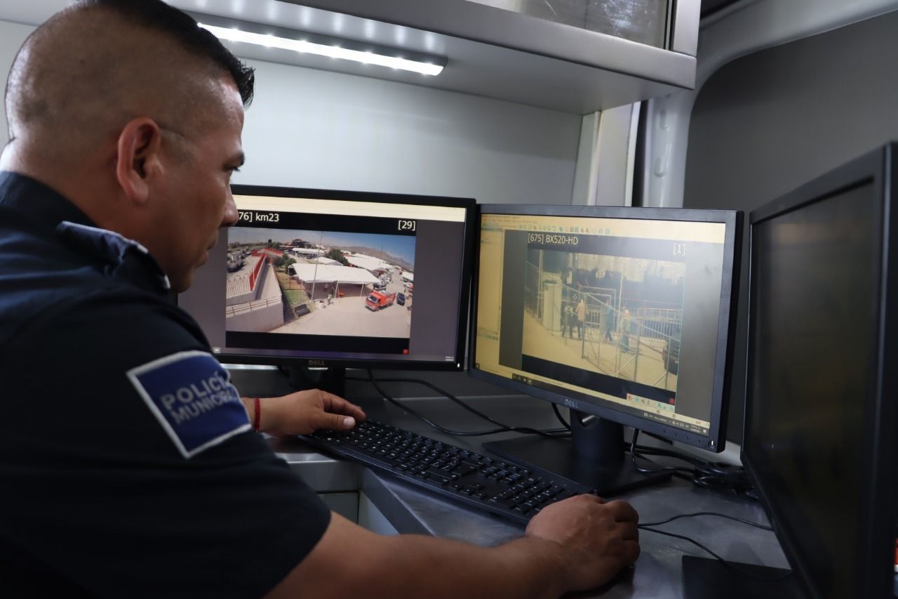 Estrena Policía unidad de videovigilancia móvil