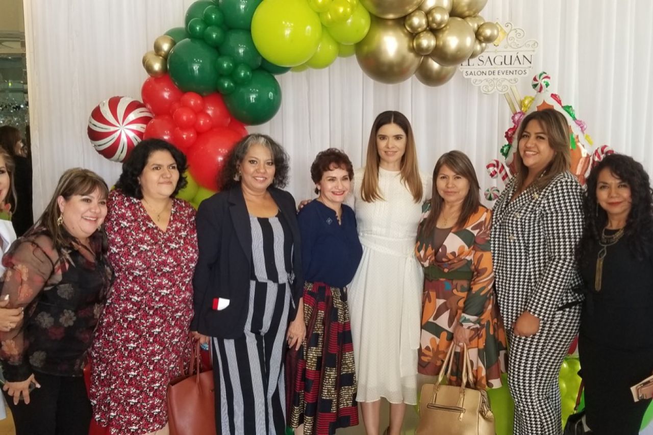 Participa Rubí Enríquez en evento de Mujeres Empresarias de Canaco