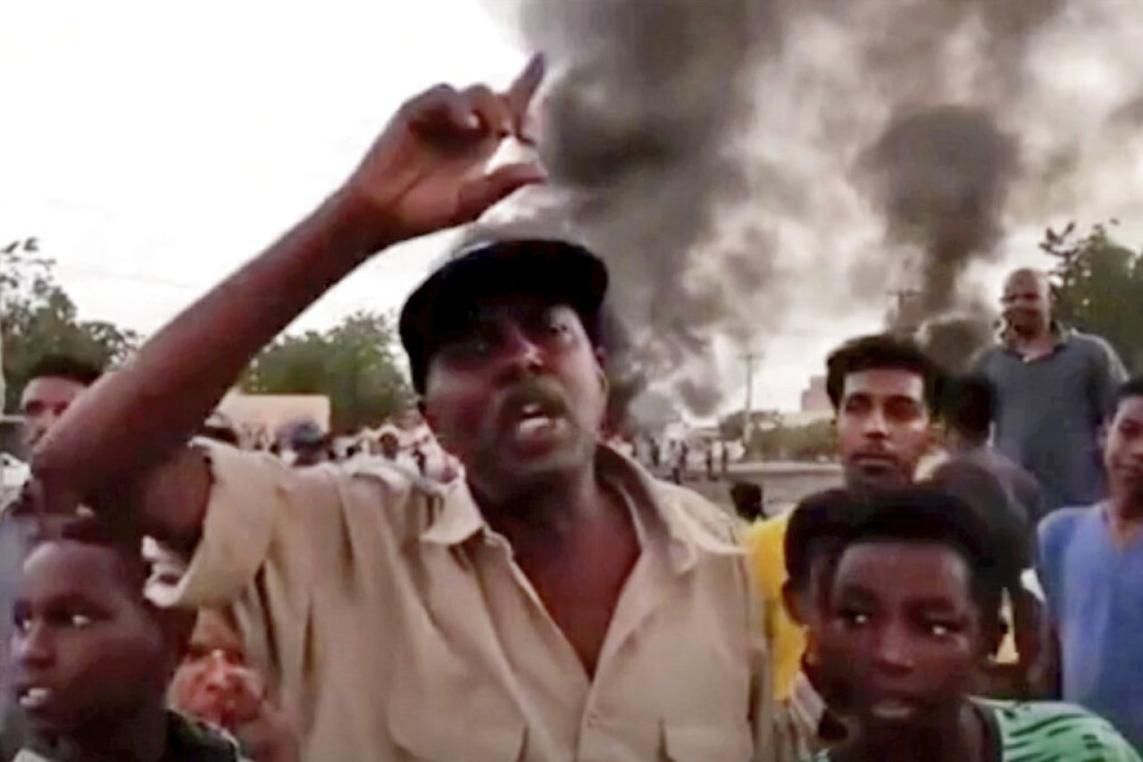 Ejército de Sudán se apodera del país contra golpe de Estado