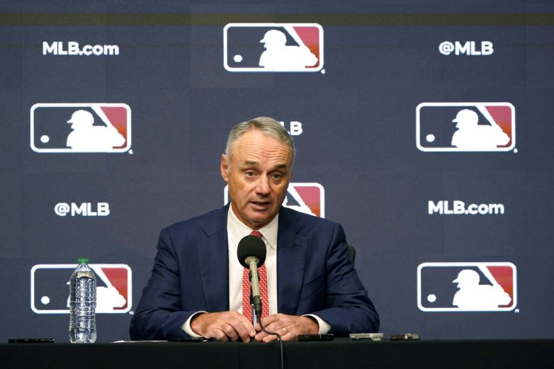 Reanudan negociaciones en el béisbol de las Grandes Ligas
