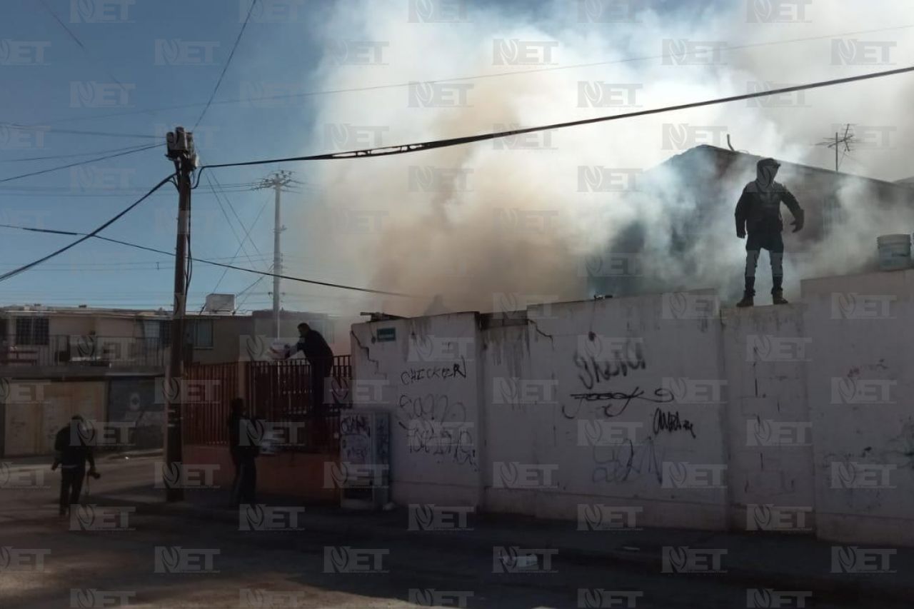Sofocan incendio en vivienda de Juárez Nuevo