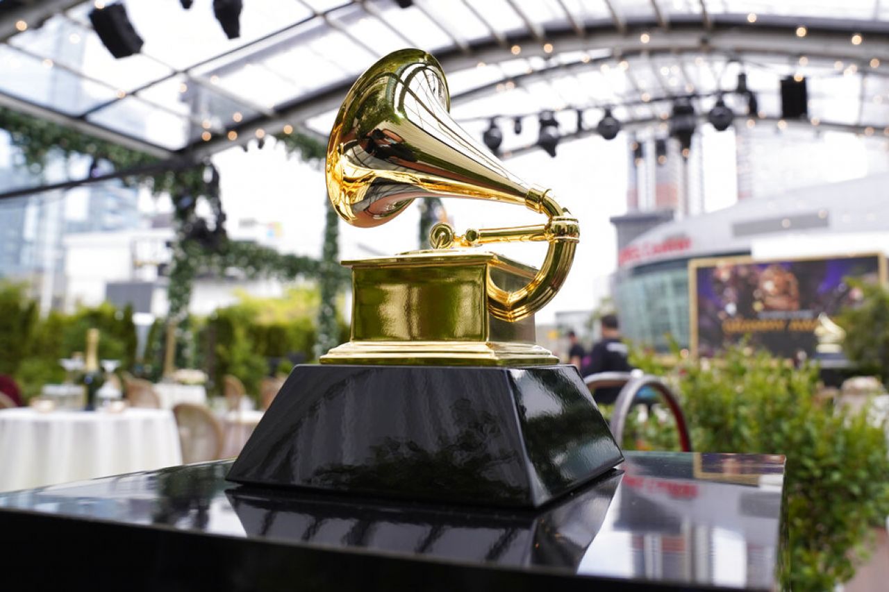 Anuncian nueva fecha para entrega de premios Grammy