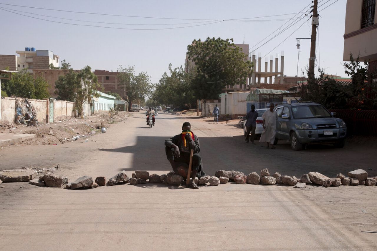 Acusa Unión Europea a Sudán de no ayudar a resolver crisis