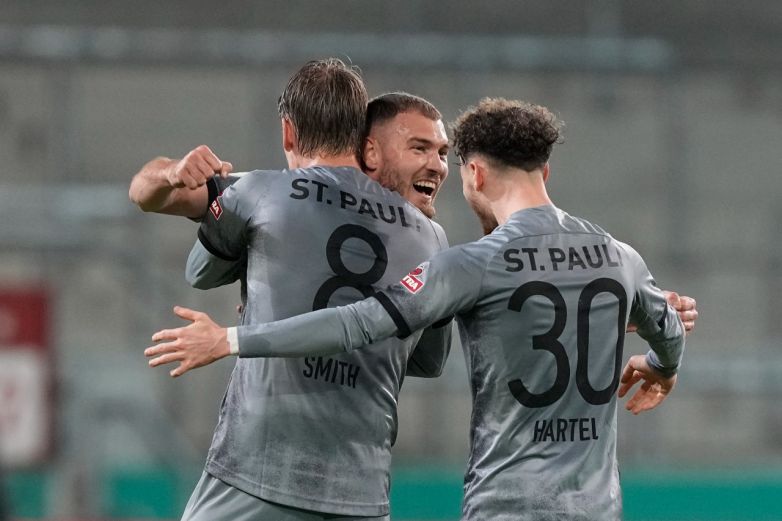 St. Pauli schaltet Dortmund im DFB-Pokal aus