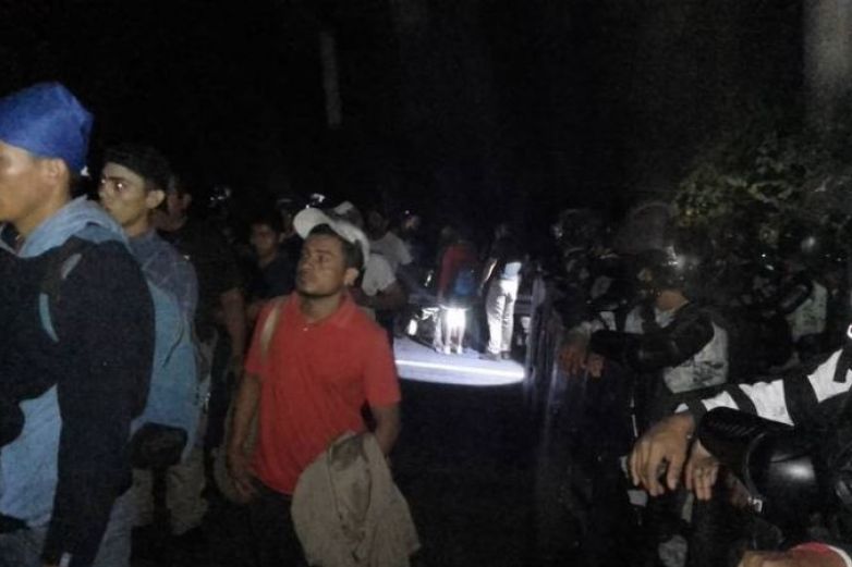 Detienen a 800 migrantes en Chiapas