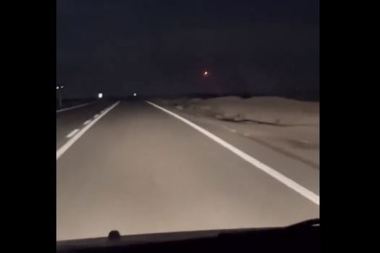 Video: Captan OVNI en carretera de Chile