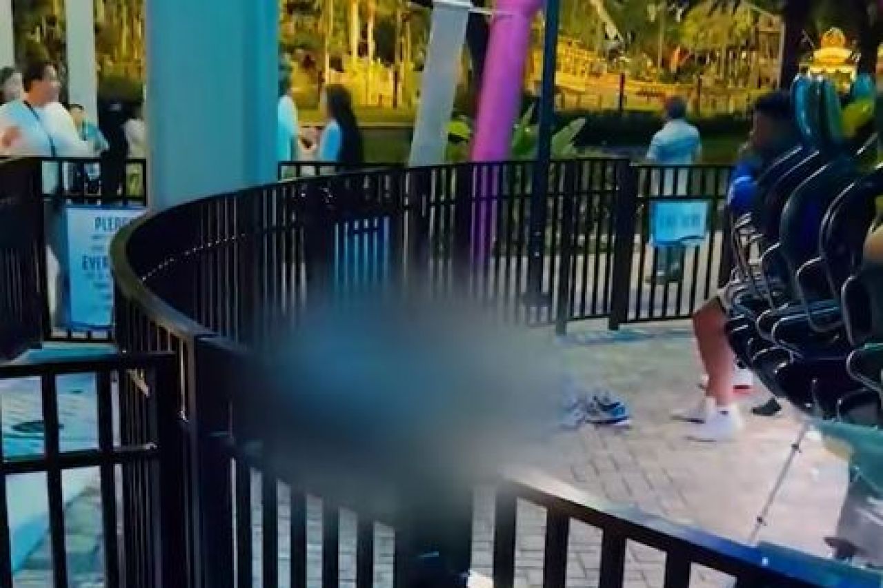 Video: Muere joven tras caer de juego mecánico en Orlando