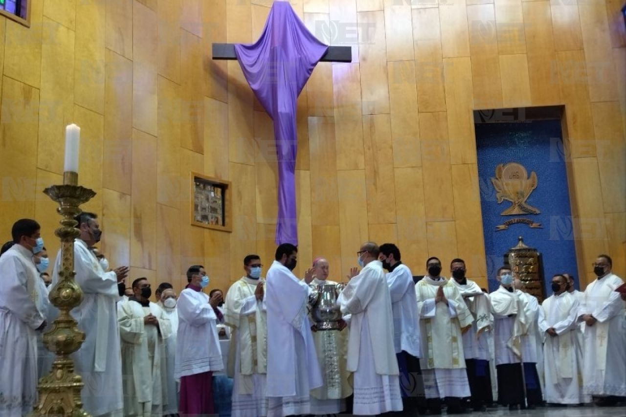 Inician celebraciones del Jueves Santo en Catedral