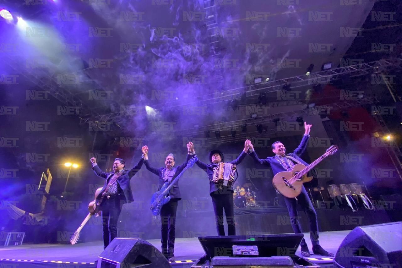Todo Listo para el gran concierto de Los Tigres del Norte