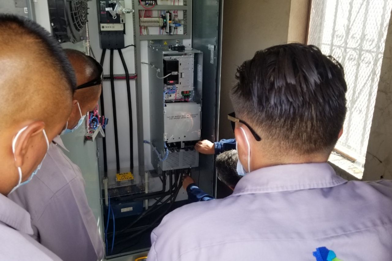 Con tecnología de punta capacitan a empleados de la JMAS