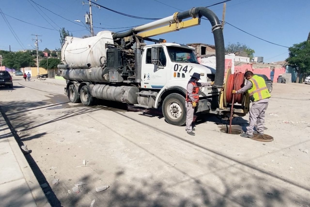 Exhorta Jmas A No Tirar Basura En Alcantarillas