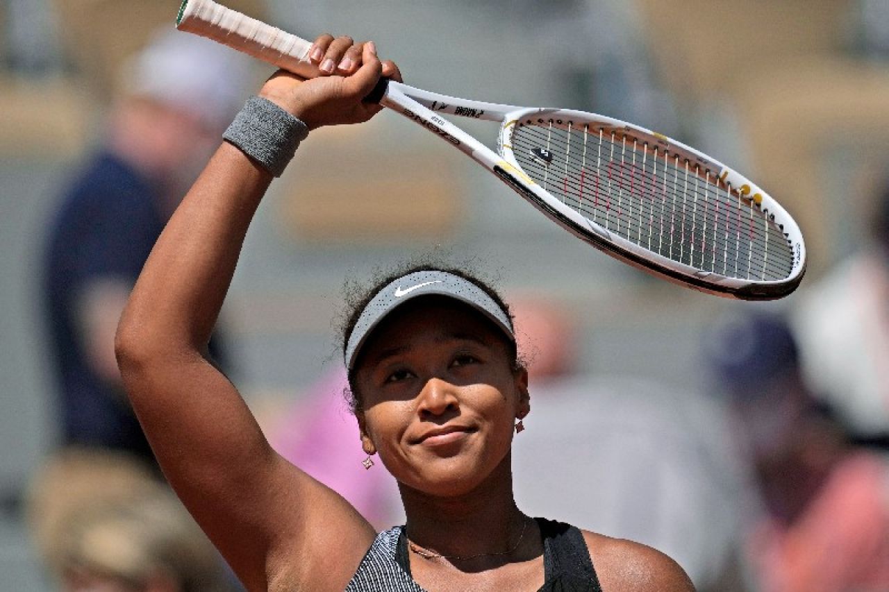 Naomi Osaka se retira de Wimbledon