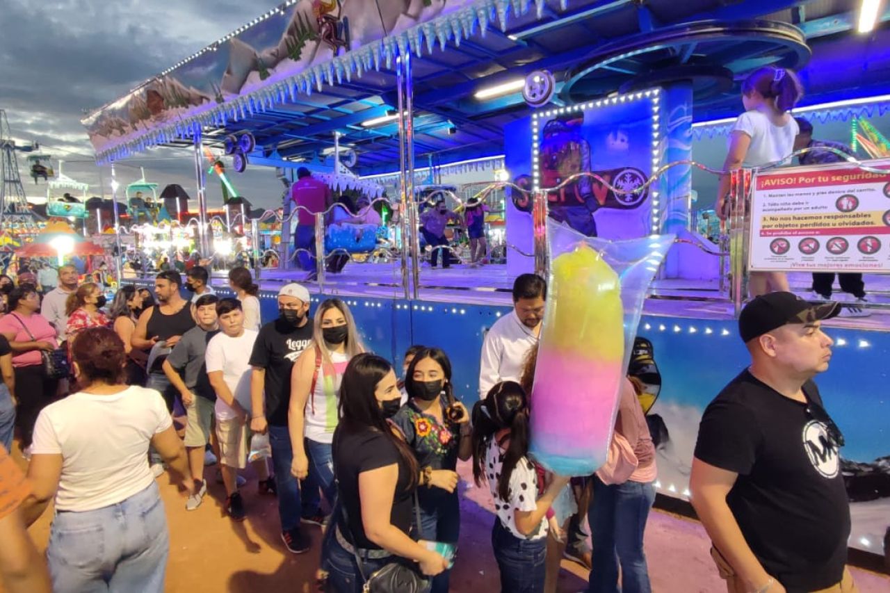 Juegos intrépidos retan a visitantes de la Feria Juárez 2022