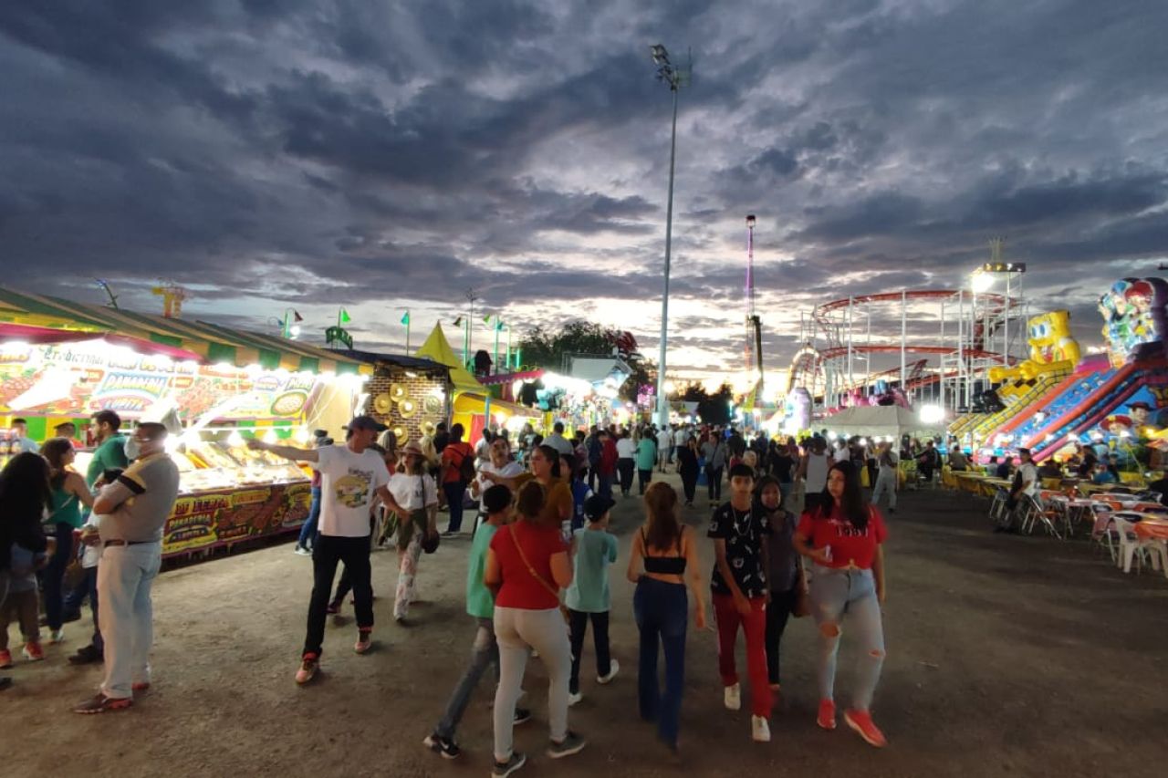 Juegos intrépidos retan a visitantes de la Feria Juárez 2022