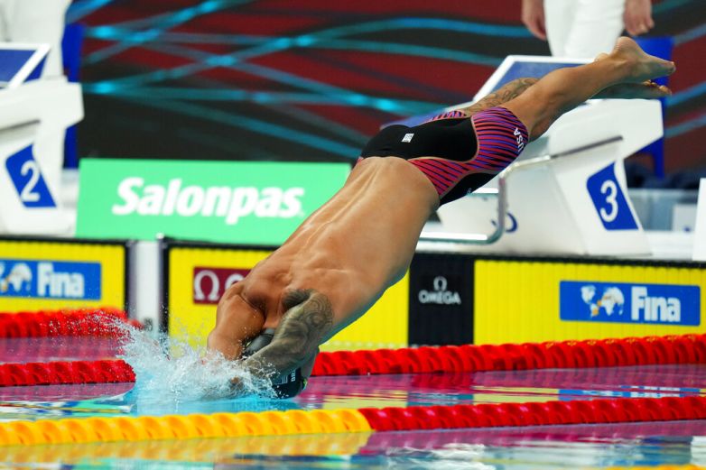 Dressel se retira del mundial de natación