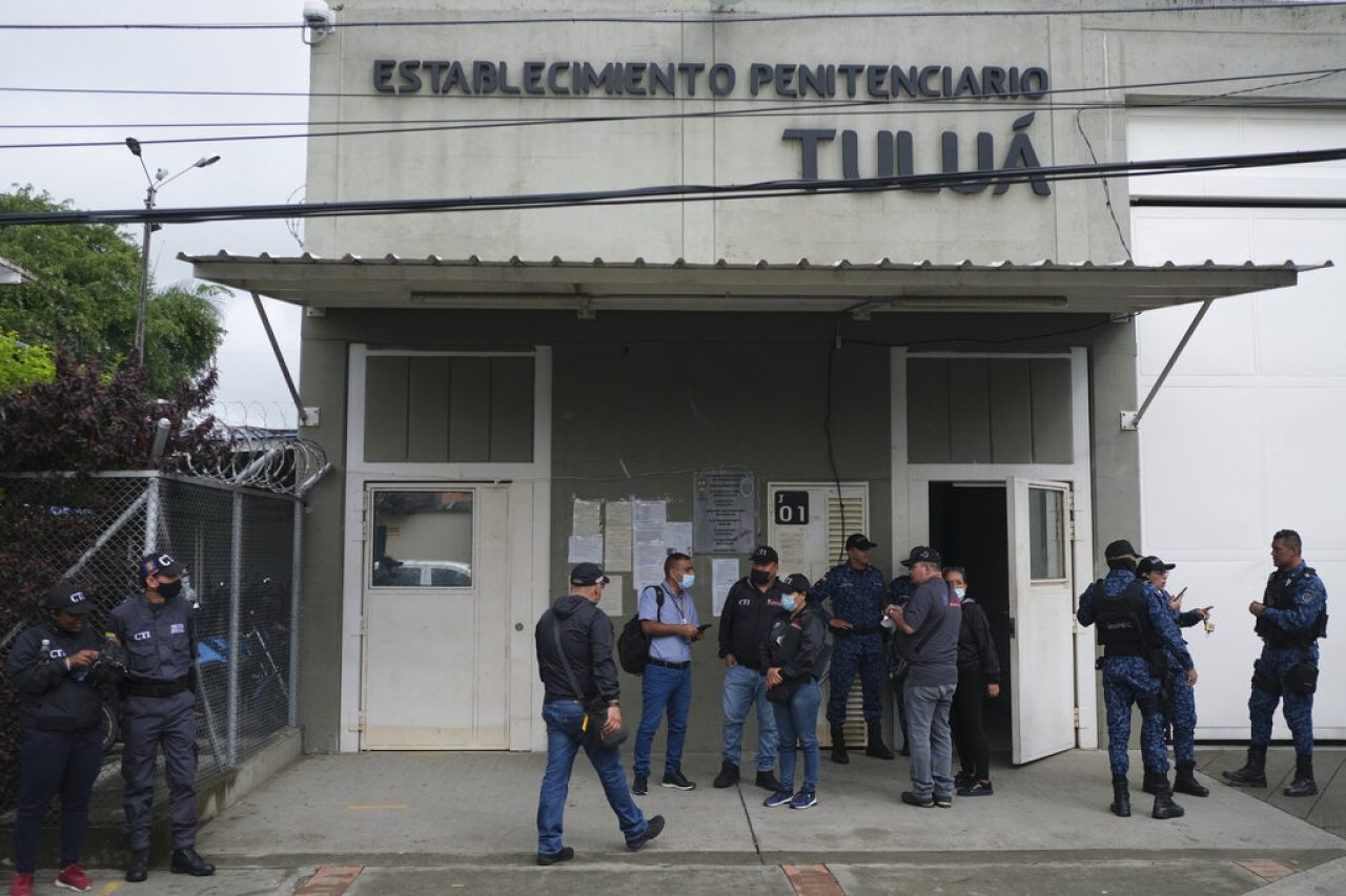 Al menos 51 muertos deja incendio en cárcel de Colombia