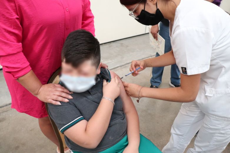 Vacunarán contra covid a niños de 7 y 8 años de Chihuahua