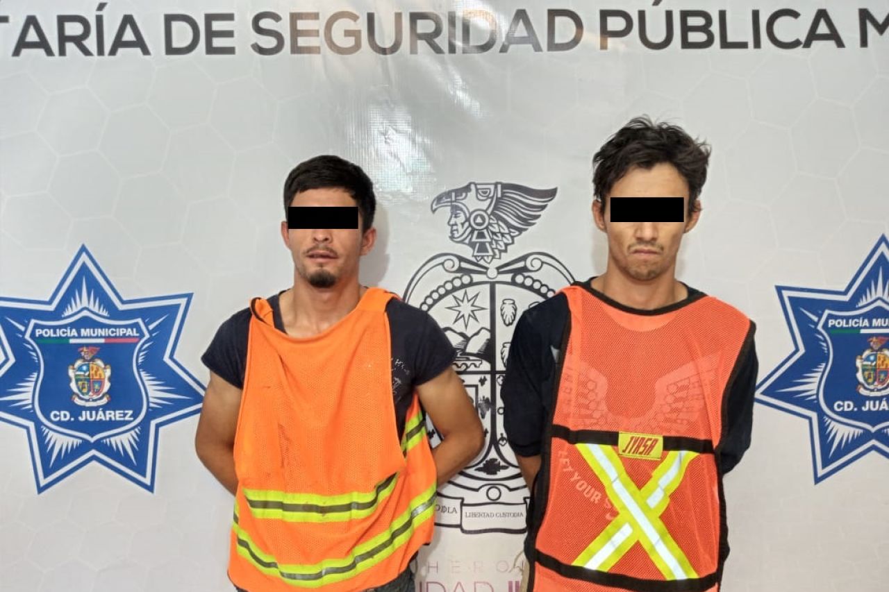 Detienen a 2 por asaltar tiendas de conveniencia