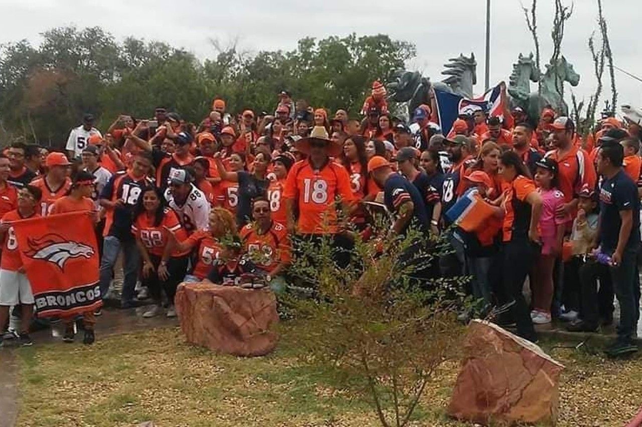 Convocan a aficionados de los Broncos a foto oficial en Juárez