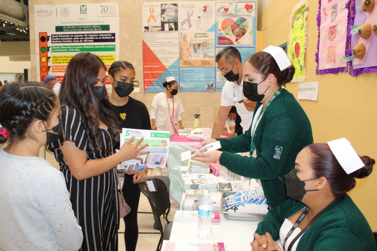 Celebran el 20 aniversario de la clínica 67 del IMSS